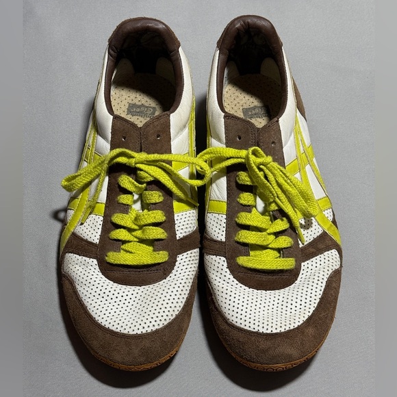 Multi colored ASICS - Picture 1 of 7